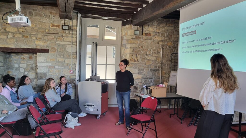 Intervention de Clair Obscur en BTS Communication
