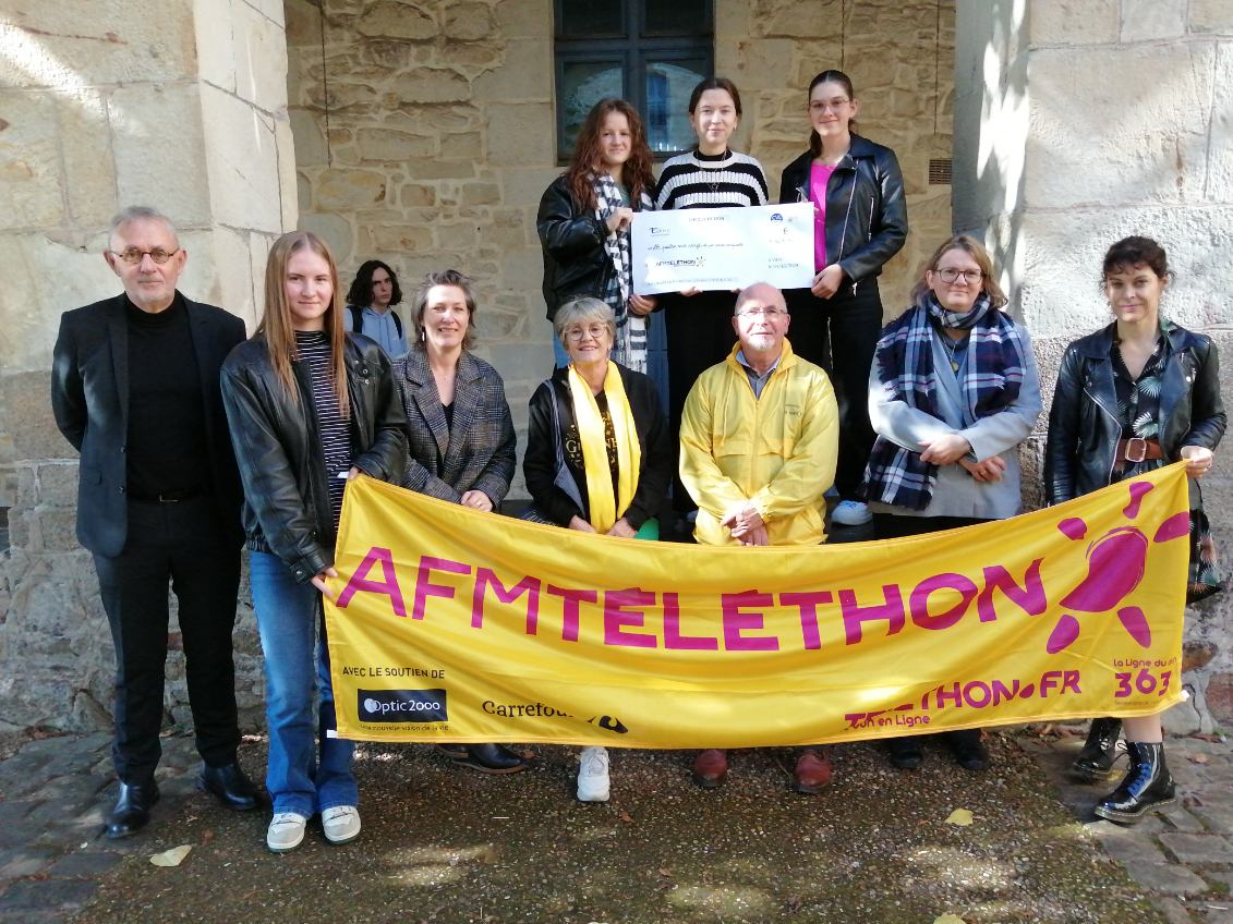 Don du cross solidaire LBA à l’AFM Téléthon