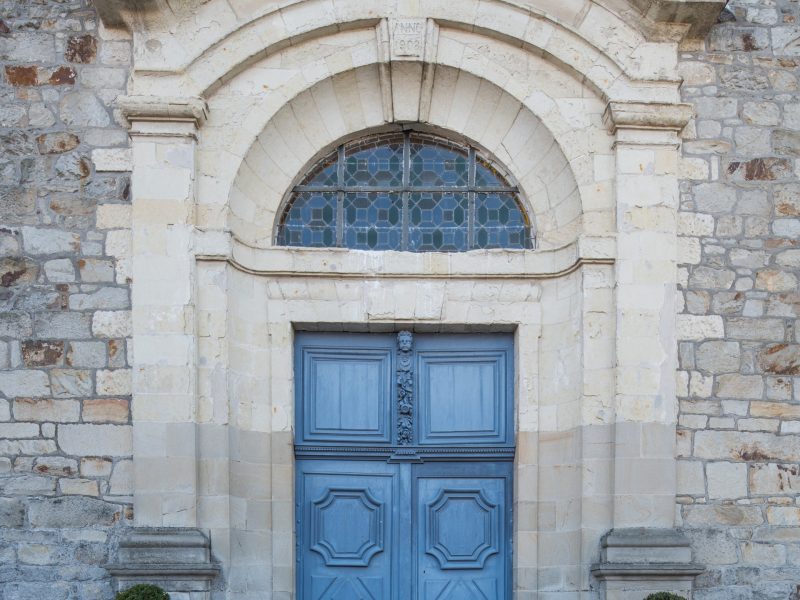 Porte de la chapelle du lycée