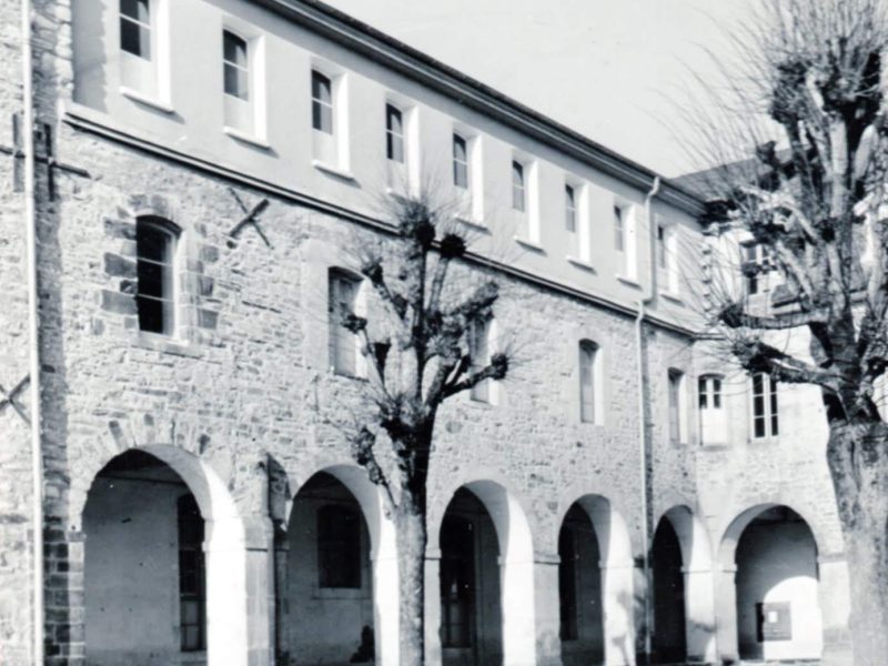 Achèvement des travaux de la 1re tranche - mars 1963 - Archives du lycée